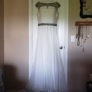 Sherri Hill white prom dress 14